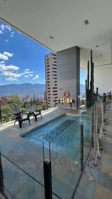 Apartamento De Lujo Con La Mejor Vista De Medellin Apartment Bagian luar foto