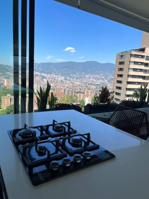 Apartamento De Lujo Con La Mejor Vista De Medellin Apartment Bagian luar foto