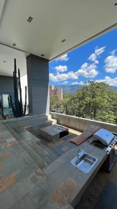 Apartamento De Lujo Con La Mejor Vista De Medellin Apartment Bagian luar foto