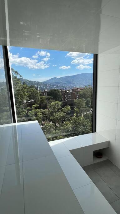 Apartamento De Lujo Con La Mejor Vista De Medellin Apartment Bagian luar foto